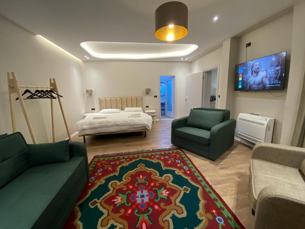 Vila-amo, Suites&rooms In Center * Tirana